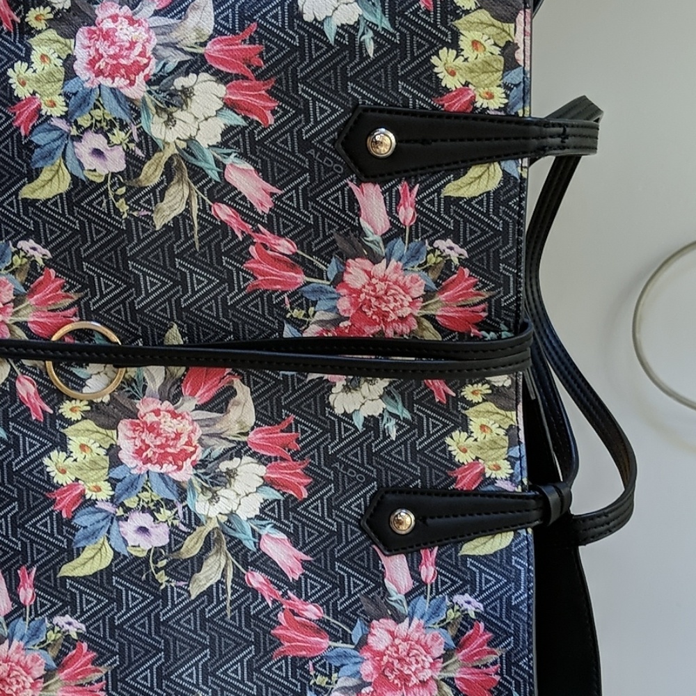 Stunning light weight navy blue tote